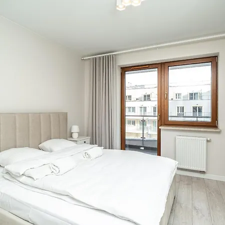 Rentplanet - Rydlowka Apartment *